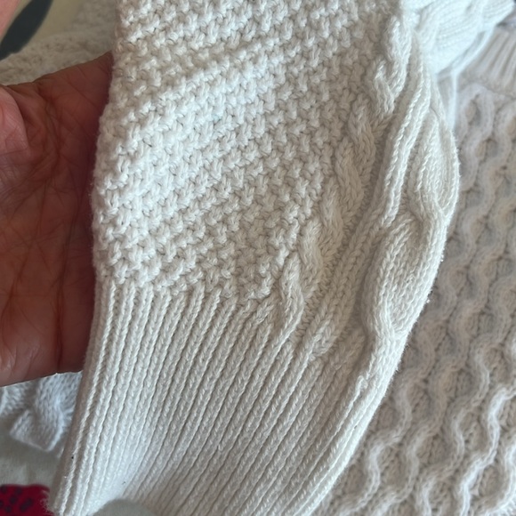 EUC GAP ALL COTTON MULTI STITCH PULLOVER SIZE SMALL - Picture 5 of 8